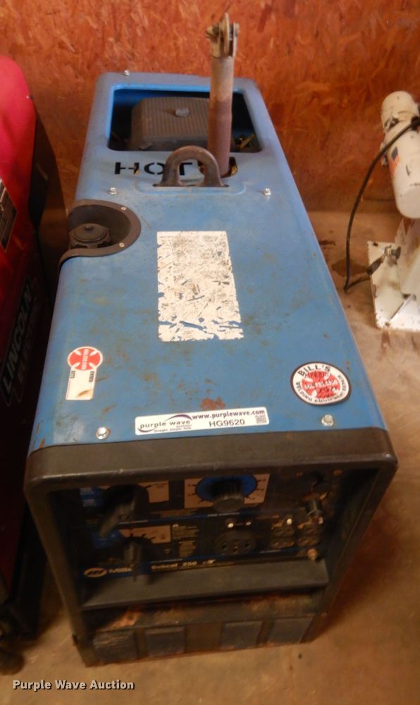 image for item HG9620 Miller Bobcat 250 welder