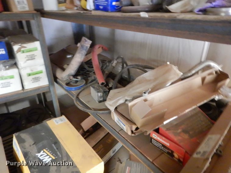 image for item HG9636 Mack truck parts