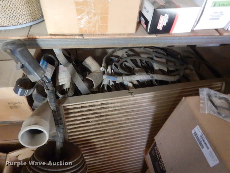 image for item HG9636 Mack truck parts