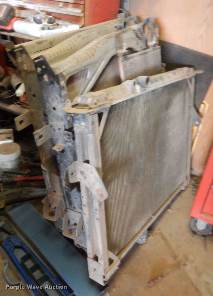 image for item HG9636 Mack truck parts