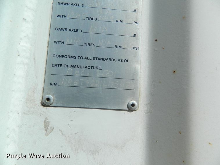 image for item DF4696 2002 Neville grain trailer