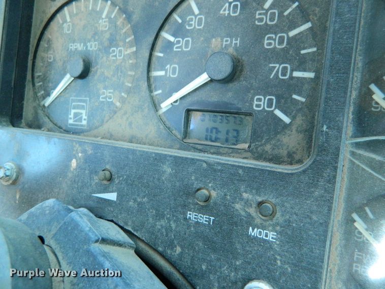 image for item DF4697 1992 White GMC  semi truck