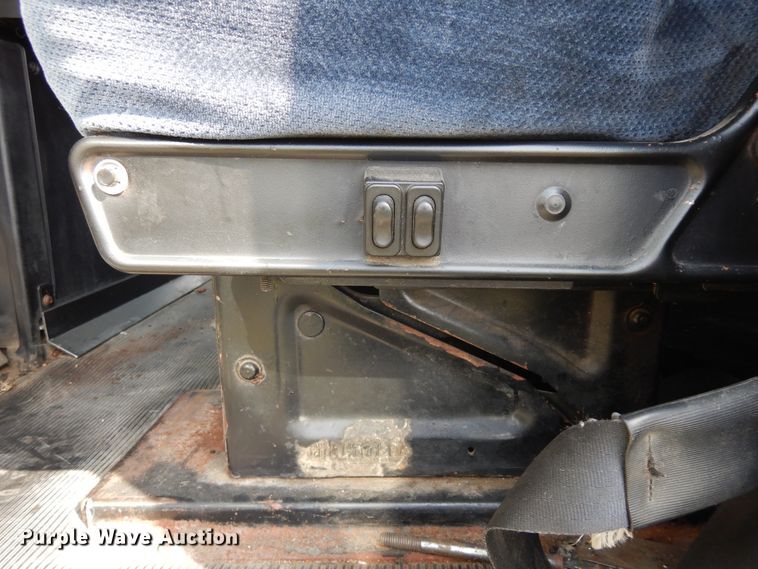 image for item DF6764 1999 Freightliner FLD 120  semi truck