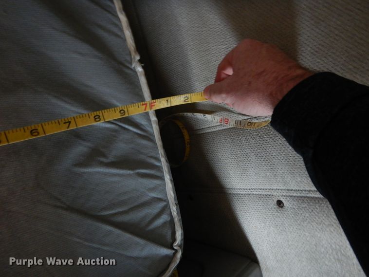 image for item DF6764 1999 Freightliner FLD 120  semi truck