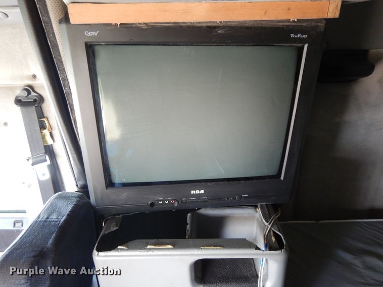 image for item DF6764 1999 Freightliner FLD 120  semi truck