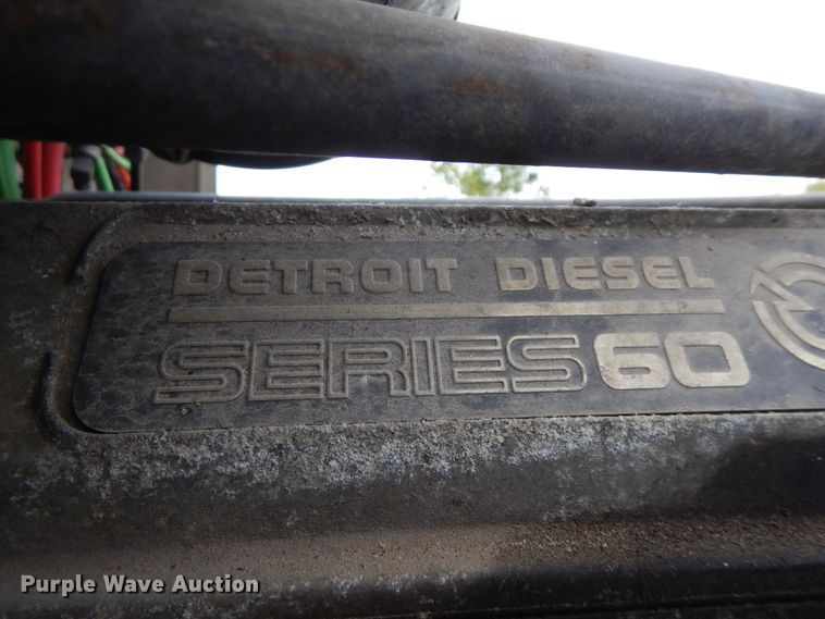 image for item DF6764 1999 Freightliner FLD 120  semi truck