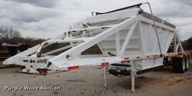 image for item DH5482 2016 Loewen-Puma bottom dump trailer