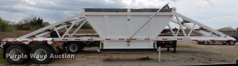 image for item DH5482 2016 Loewen-Puma bottom dump trailer