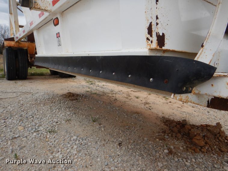 image for item DH5482 2016 Loewen-Puma bottom dump trailer