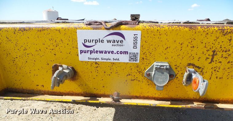 image for item DI5551 1981 Trail Eze drop deck equipment trailer