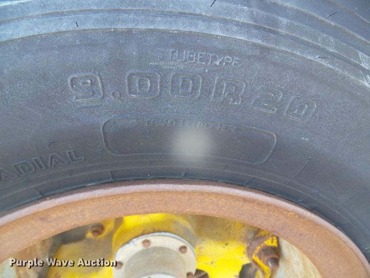 image for item DI5551 1981 Trail Eze drop deck equipment trailer