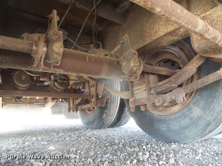 image for item DI5551 1981 Trail Eze drop deck equipment trailer