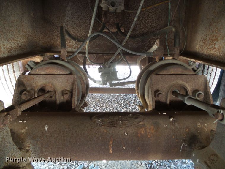 image for item DI5551 1981 Trail Eze drop deck equipment trailer