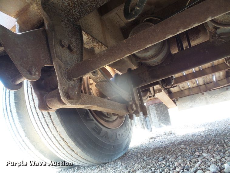 image for item DI5551 1981 Trail Eze drop deck equipment trailer