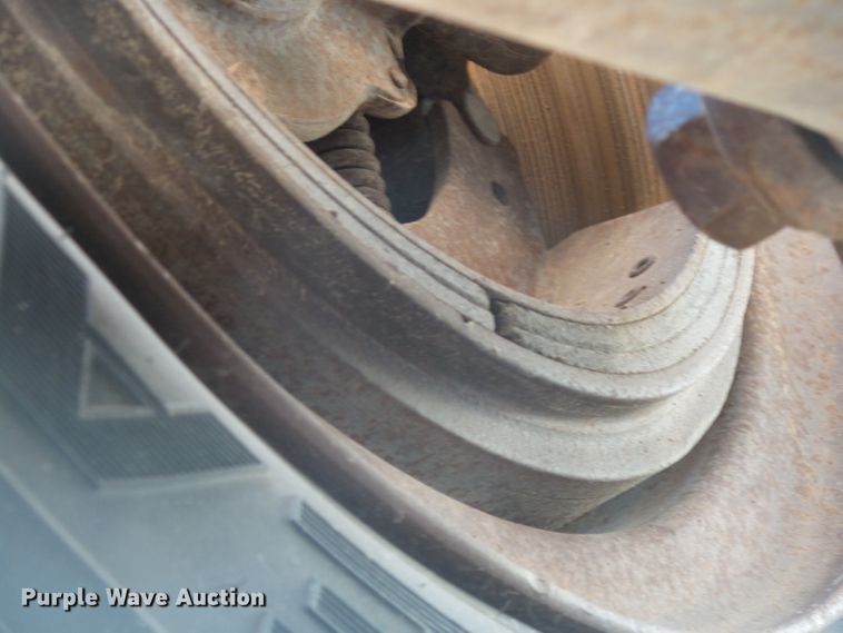 image for item DI5551 1981 Trail Eze drop deck equipment trailer