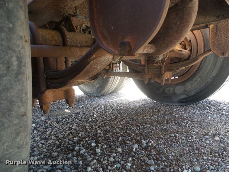 image for item DI5551 1981 Trail Eze drop deck equipment trailer