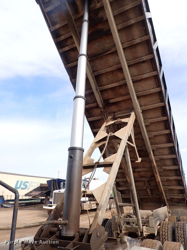 image for item DJ0173 2000 Dump Rite DK-26  end dump trailer