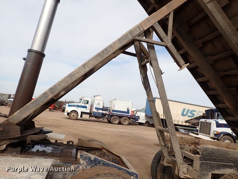 image for item DJ0173 2000 Dump Rite DK-26  end dump trailer