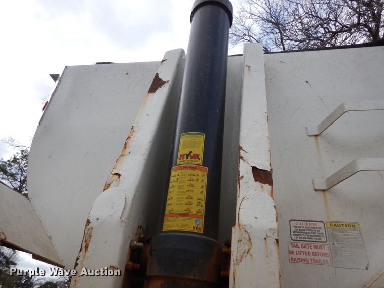 image for item DJ0529 2017 Brazos DP  end dump trailer