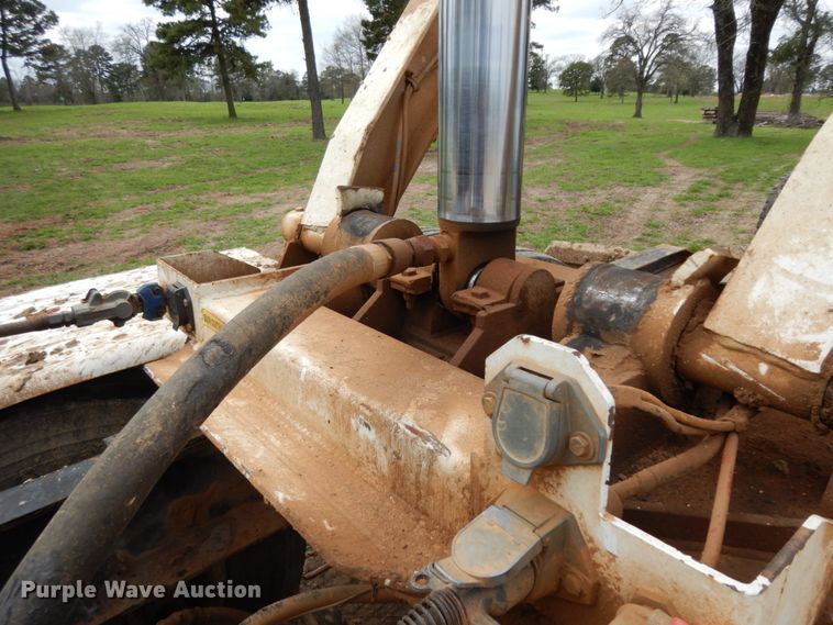 image for item DJ0529 2017 Brazos DP  end dump trailer