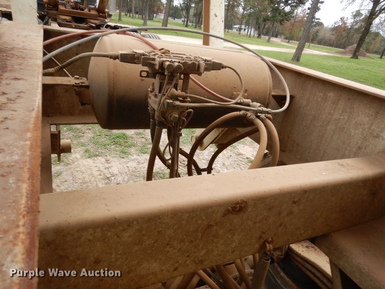 image for item DJ0529 2017 Brazos DP  end dump trailer