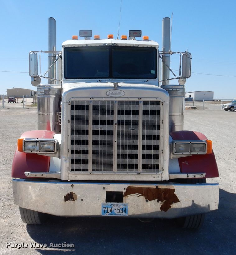 image for item DJ1169 1993 Peterbilt 379  semi truck