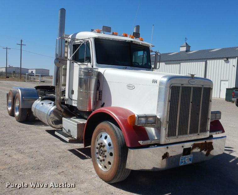 image for item DJ1169 1993 Peterbilt 379  semi truck