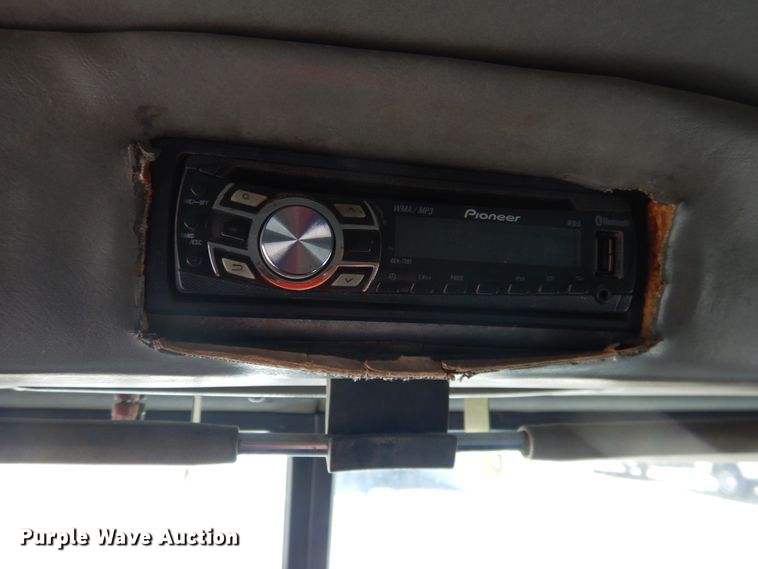 image for item DJ1169 1993 Peterbilt 379  semi truck