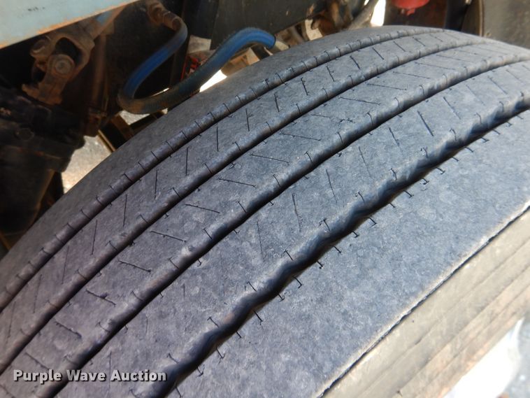 image for item DJ1169 1993 Peterbilt 379  semi truck