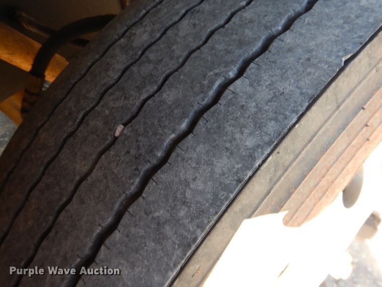 image for item DJ1169 1993 Peterbilt 379  semi truck