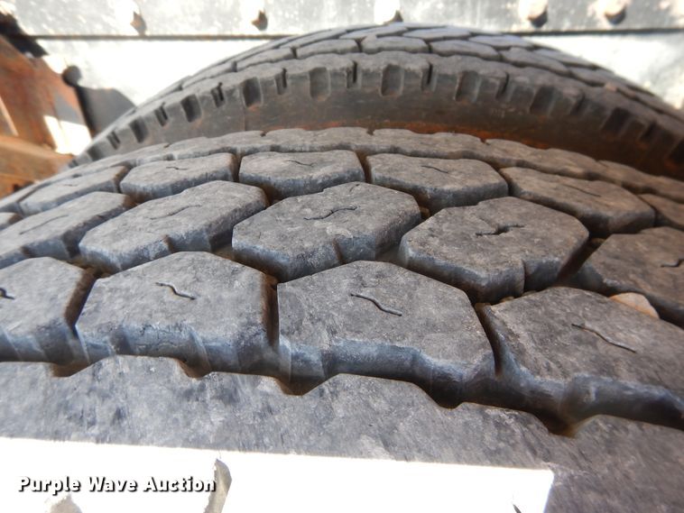 image for item DJ1169 1993 Peterbilt 379  semi truck