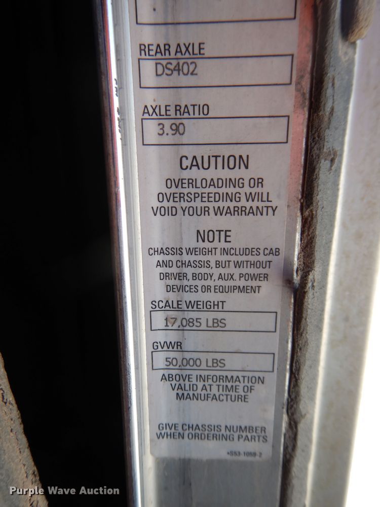 image for item DJ1169 1993 Peterbilt 379  semi truck