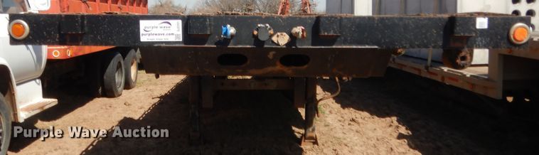 image for item DJ2201 2004 Doonan 532DB16 drop deck trailer