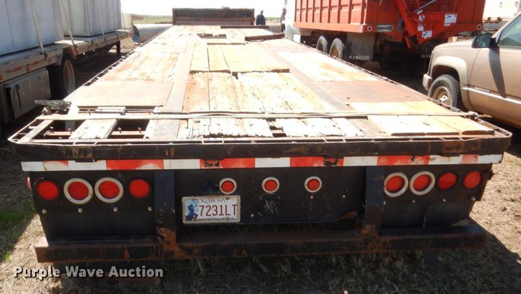 image for item DJ2201 2004 Doonan 532DB16 drop deck trailer