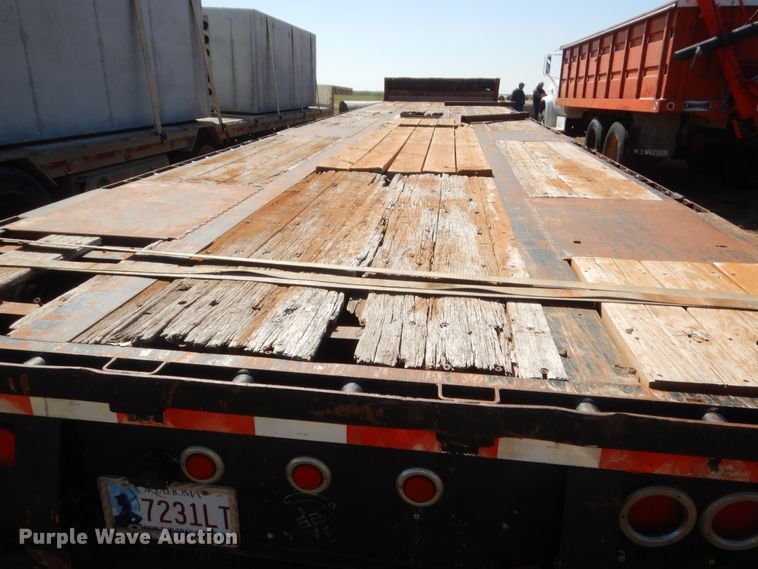 image for item DJ2201 2004 Doonan 532DB16 drop deck trailer