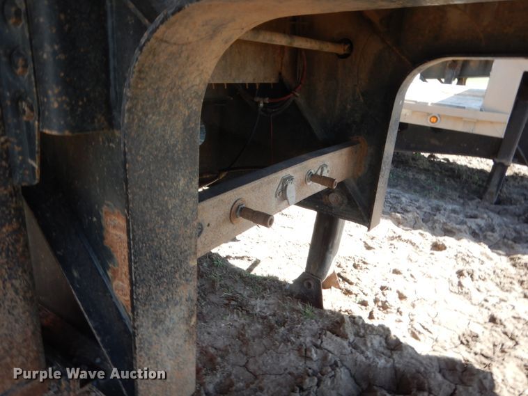 image for item DJ2201 2004 Doonan 532DB16 drop deck trailer