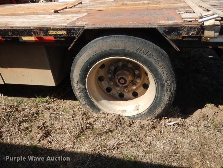 image for item DJ2201 2004 Doonan 532DB16 drop deck trailer