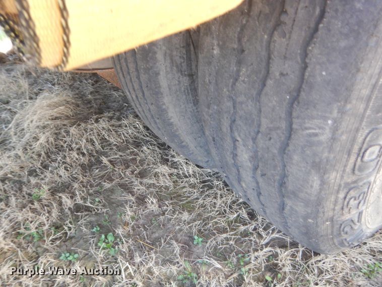 image for item DJ2201 2004 Doonan 532DB16 drop deck trailer