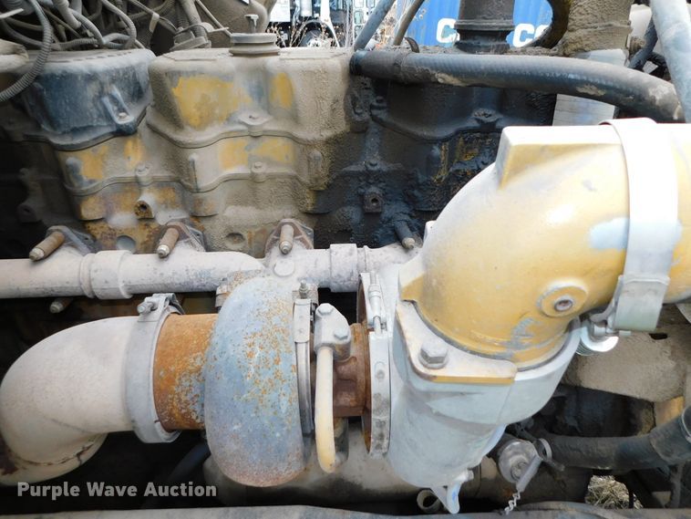 image for item DJ5971 2011 Kenworth T800  semi truck