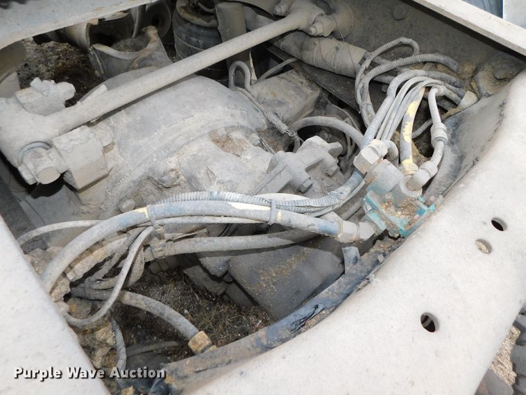 image for item DJ5971 2011 Kenworth T800  semi truck