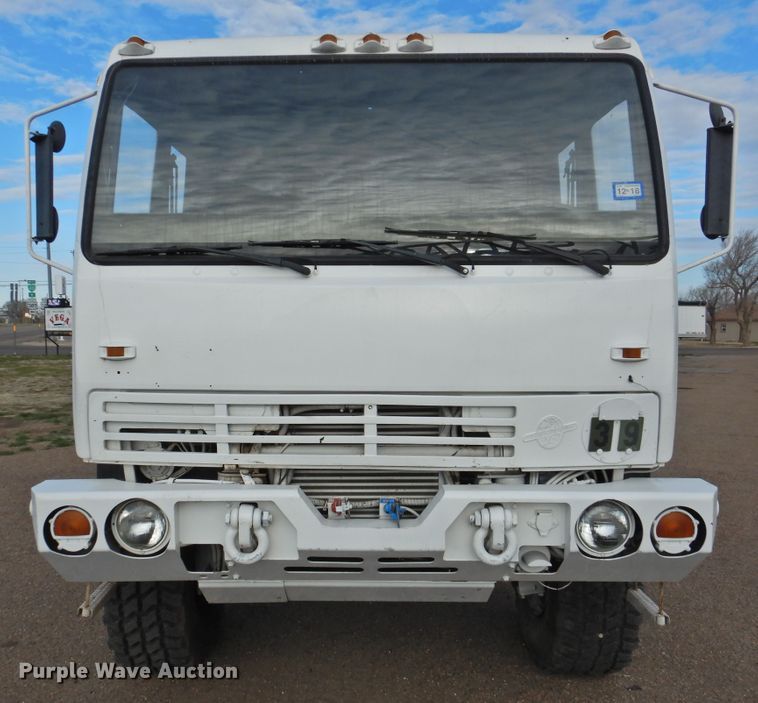 image for item DJ8341 1997 Stewart & Stevenson M1078  flatbed truck