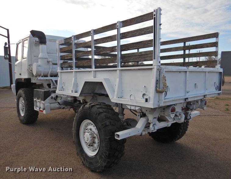 image for item DJ8341 1997 Stewart & Stevenson M1078  flatbed truck