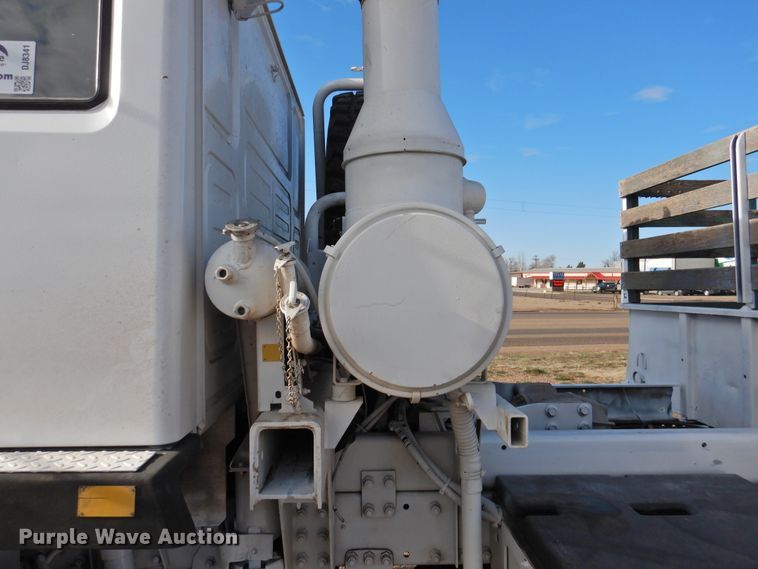 image for item DJ8341 1997 Stewart & Stevenson M1078  flatbed truck