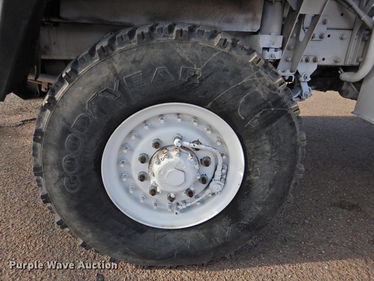 image for item DJ8341 1997 Stewart & Stevenson M1078  flatbed truck