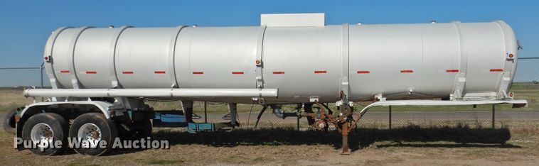 image for item DJ8359 1977 Trail Master tank trailer