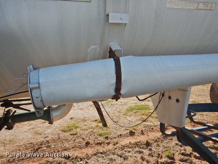 image for item DJ8359 1977 Trail Master tank trailer