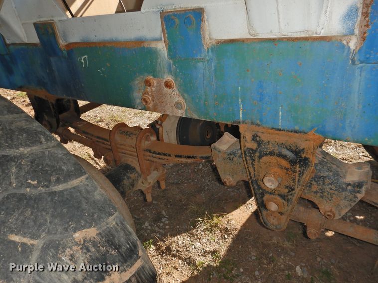 image for item DJ8359 1977 Trail Master tank trailer