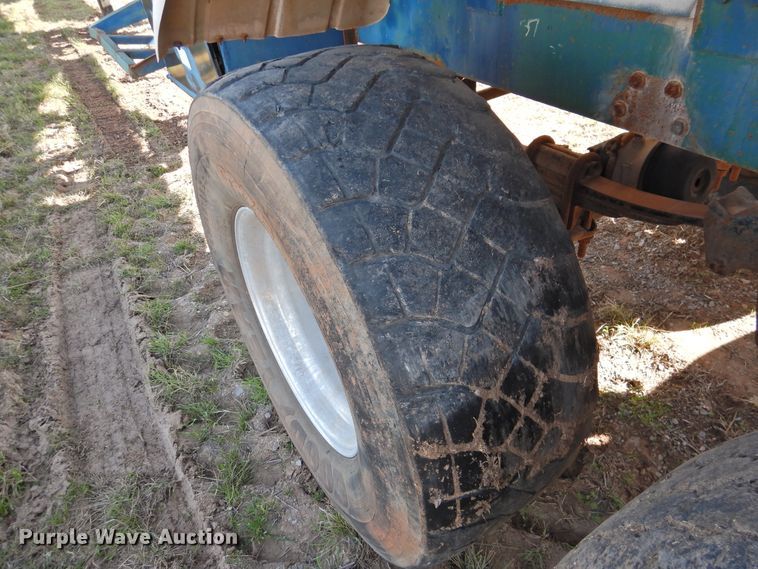 image for item DJ8359 1977 Trail Master tank trailer