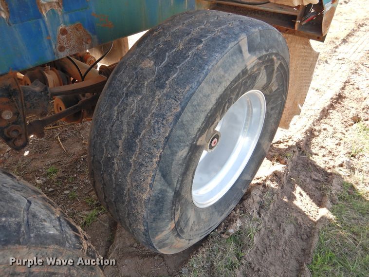 image for item DJ8359 1977 Trail Master tank trailer