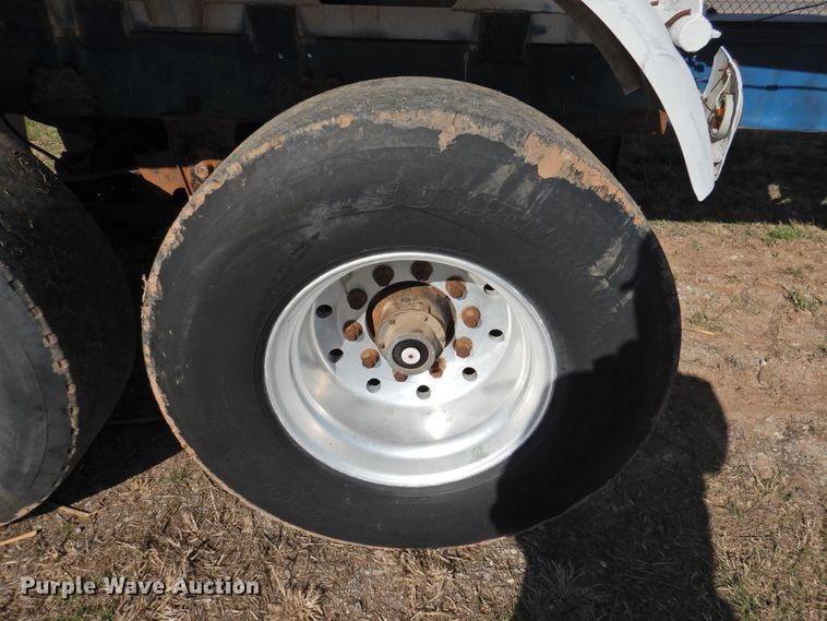 image for item DJ8359 1977 Trail Master tank trailer